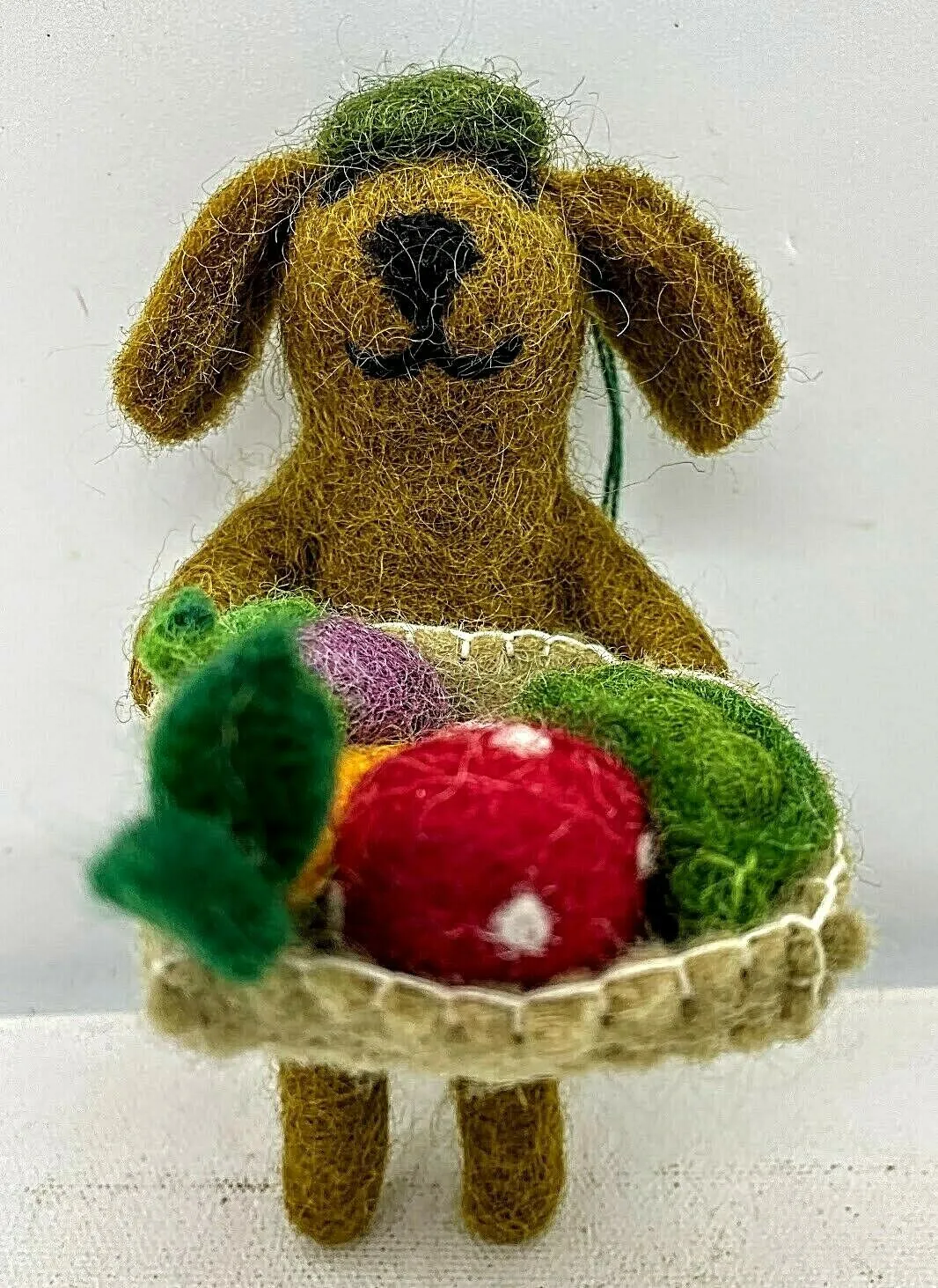 3bPrimitive-Folk-Art-Handmade-Felted-Wool-Gardening-Dog-with-Vegetables-Ornaments