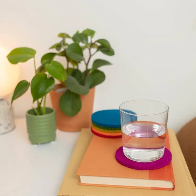 8vBierfilzl-Round-Felt-Coaster-4-Pack-Electric_1